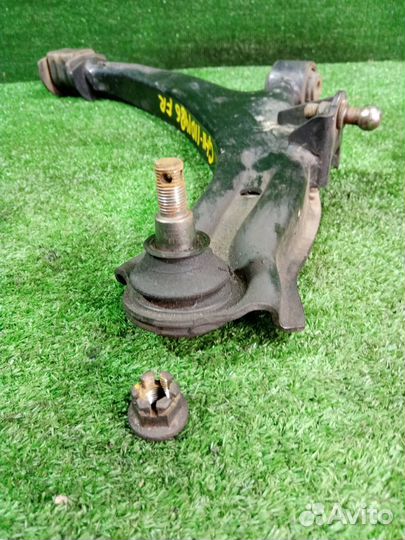 Рычаг подвески передний правый Honda Hr-V GH1 D16A