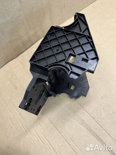 Кронштейн блока комфорта BCM VW Поло 5 Рапид 1