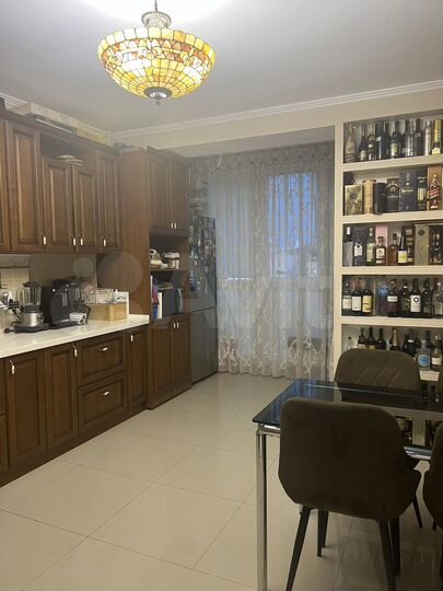 3-к. квартира, 97 м², 7/9 эт.