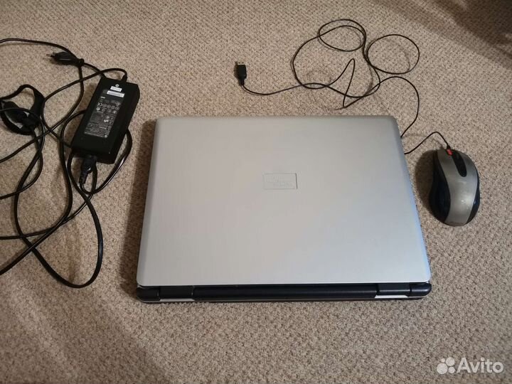 Ноутбук fujitsu siemens