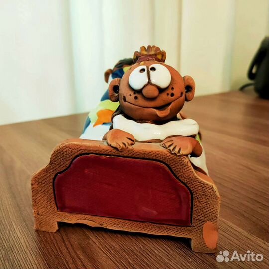 Глиняная фигурка