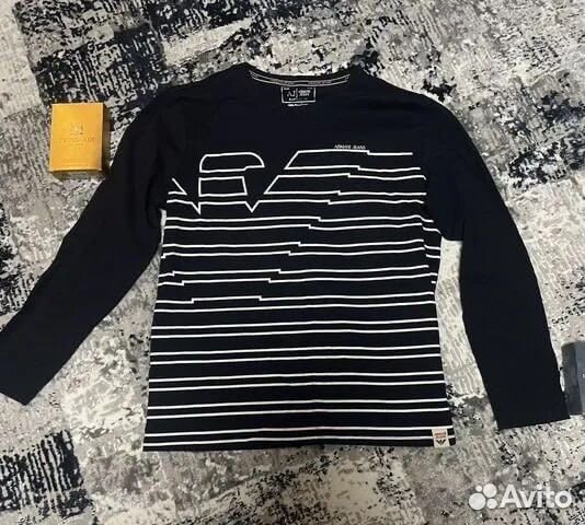 Лонгслив мужской armani jeans M размера