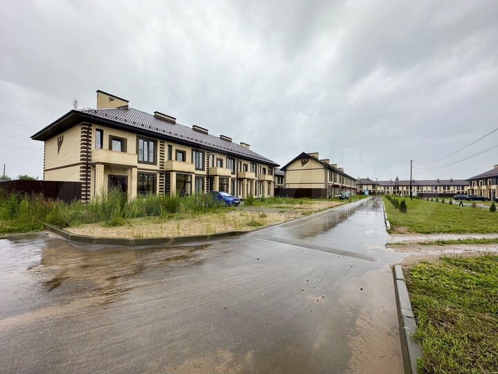 Таунхаус 61 м² на участке 1,1 сот.