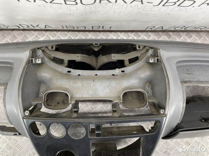 Торпедо и пластик салона LDV Maxus 00-20