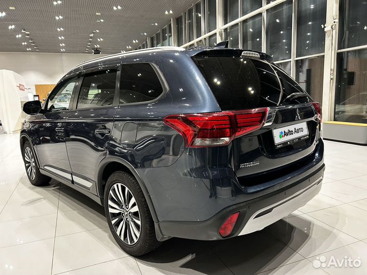 Mitsubishi Outlander 2.0 CVT, 2019, 88 737 км