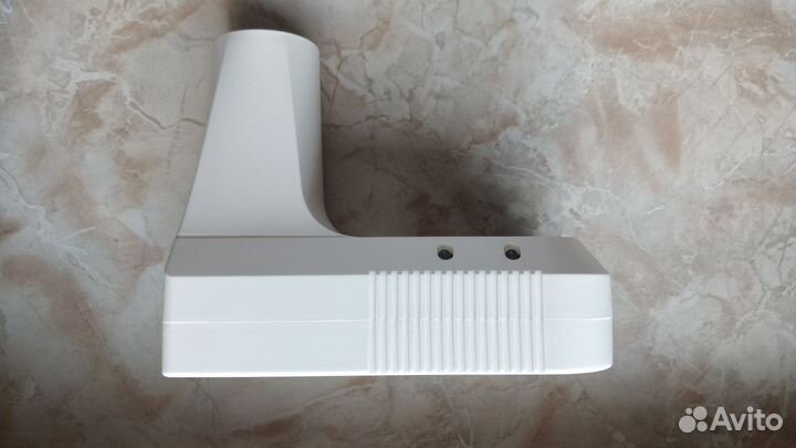 Бесконтактный настенный термометр