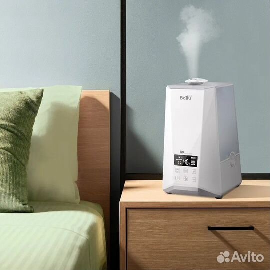Увлажнитель воздуха Ballu UHB-990 white до 40 м2
