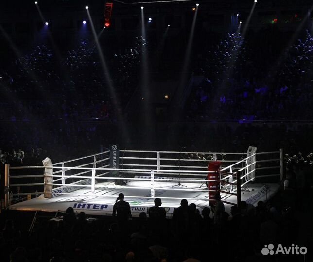 Ринг боксерский на упорах