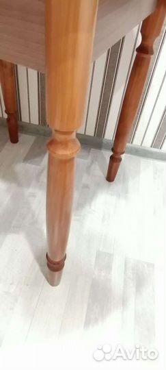 Кухонный стол бу