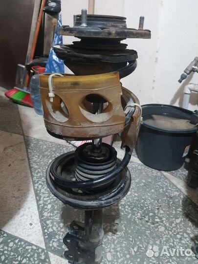 Амортизаторы toyota приус