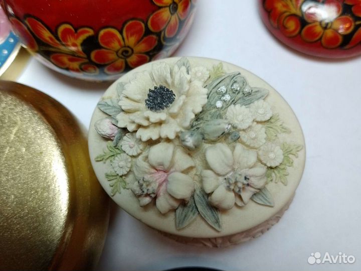 Шкатулка пудреница