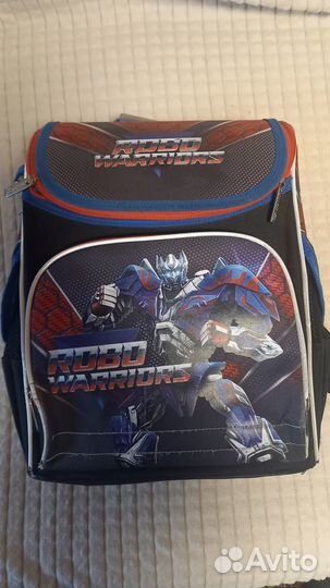 Школьный рюкзак