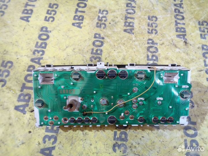 Панель приборов Mitsubishi Galant (E3) 1988-1993