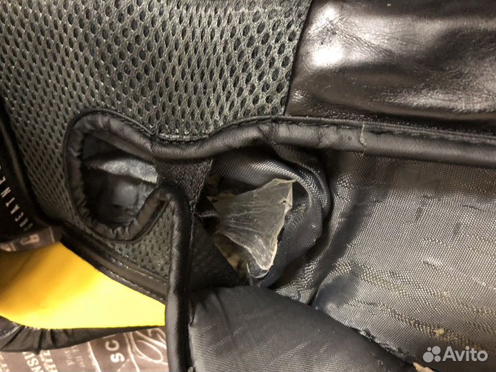 Боксерские перчатки 12 унций