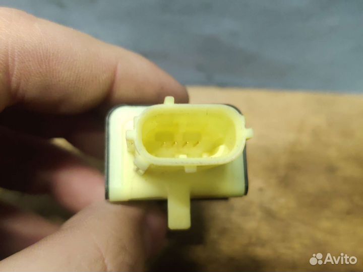 Датчик удара Toyota LC200 2016г