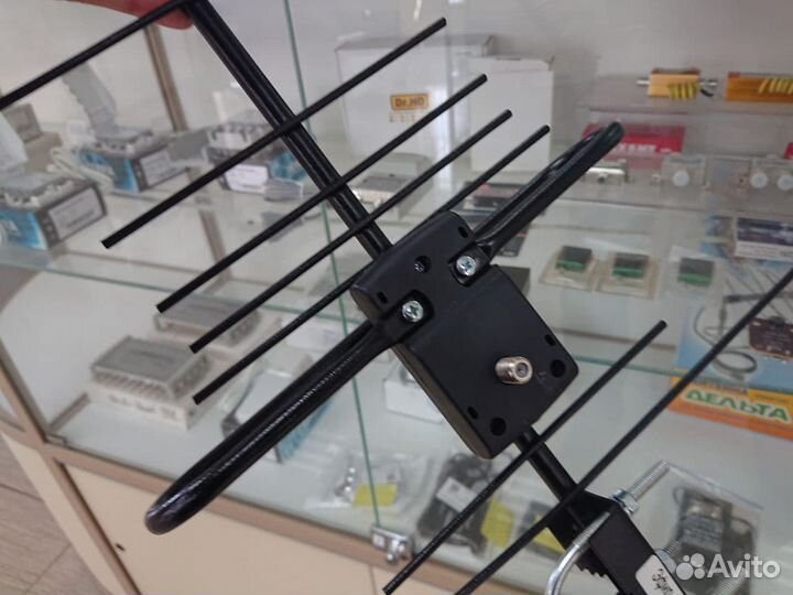 Телевизионная антенна для дома и дачи до 30км