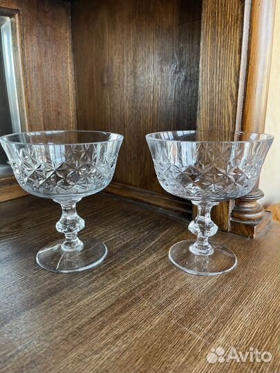 Вазочка на ножке для конфет хрусталь ваза