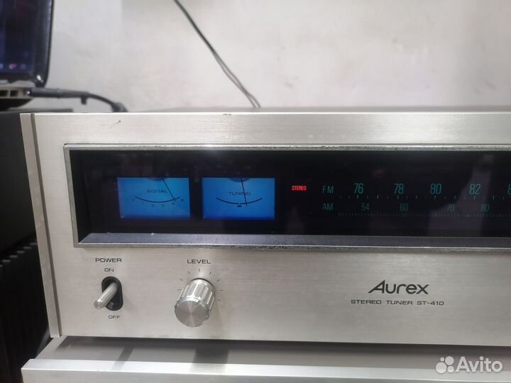 Тюнер Aurex ST-410