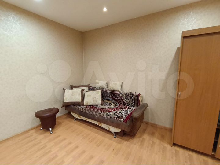 Комната 25 м² в 4-к., 2/3 эт.