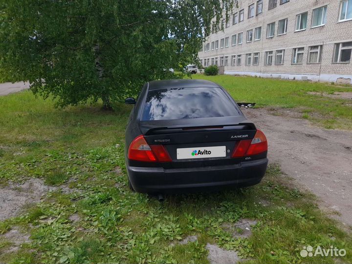 Mitsubishi Lancer 1.3 МТ, 1998, 300 000 км