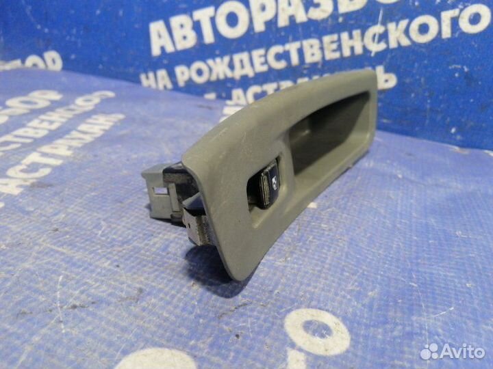 Кнопка стеклоподъемника Chevrolet Lacetti седан