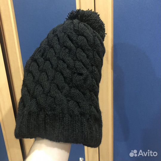Шапка женская вязаная