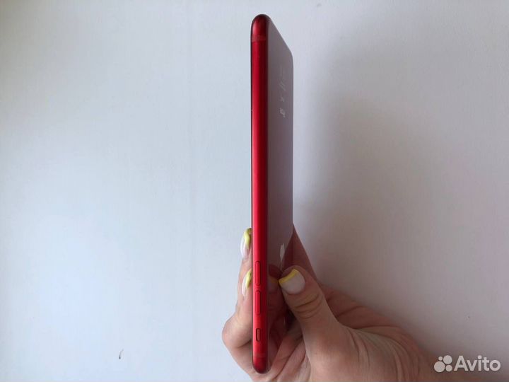 iPhone 8 Plus, 64 ГБ