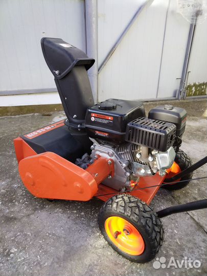 Снегоуборщик бензиновый бу