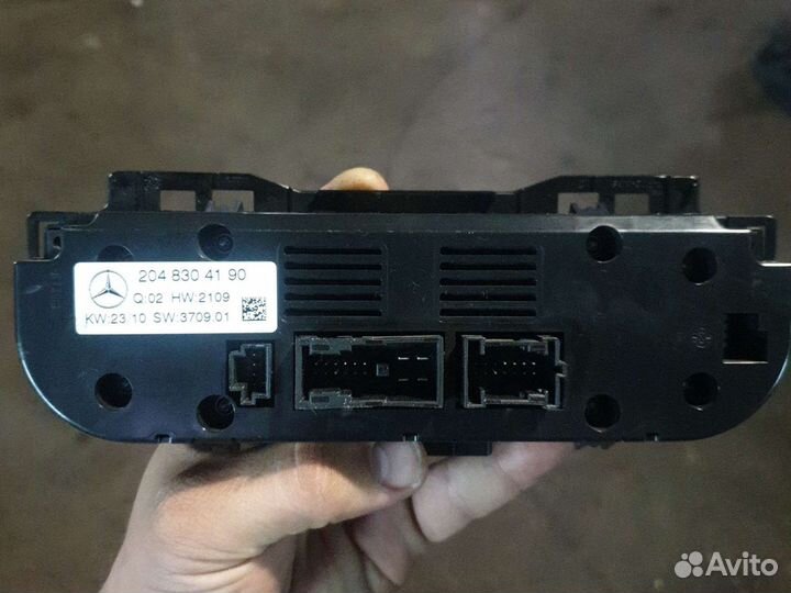 Блок управления печкой мерседес w204