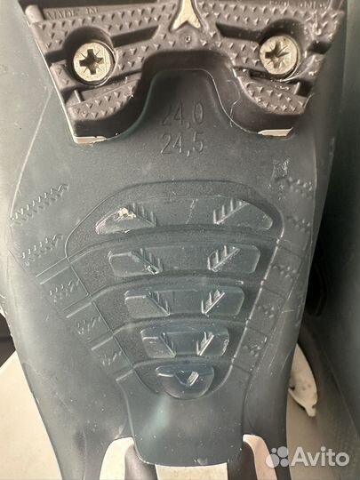 Горнолыжные ботинки женские 24-24.5
