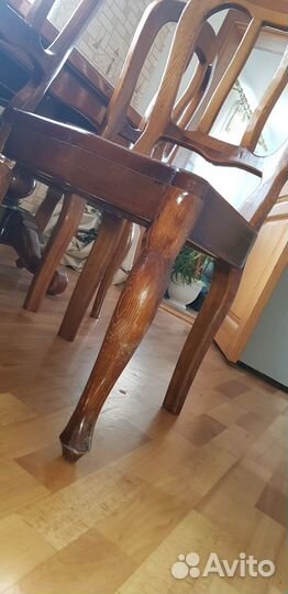 Продам стол и 6 стульев