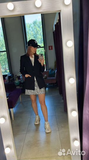 Стилист имиджмейкер