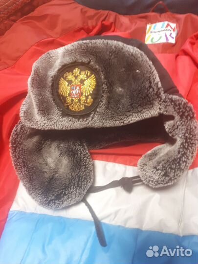 Пуховик зимний на мальчика 10-12 лет