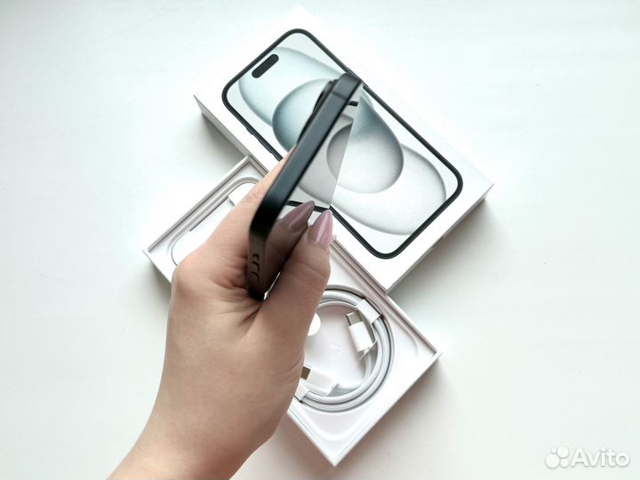iPhone 15, 128 ГБ