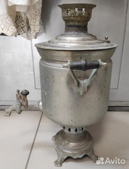 Угольный старинный самовар на 5-7 литров. Винтаж