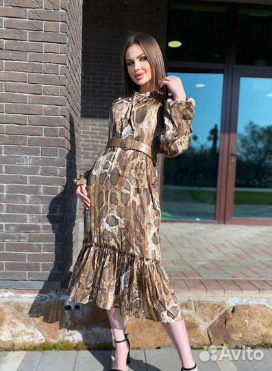 Платье женское