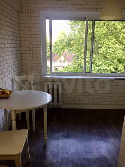 2-к. квартира, 52 м², 5/5 эт.