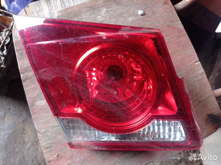 Chevrolet cruze седан фонарь задний левый