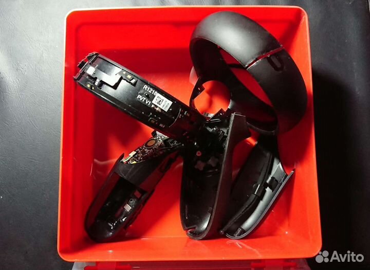 Контроллер Oculus Touch (на запчасти)