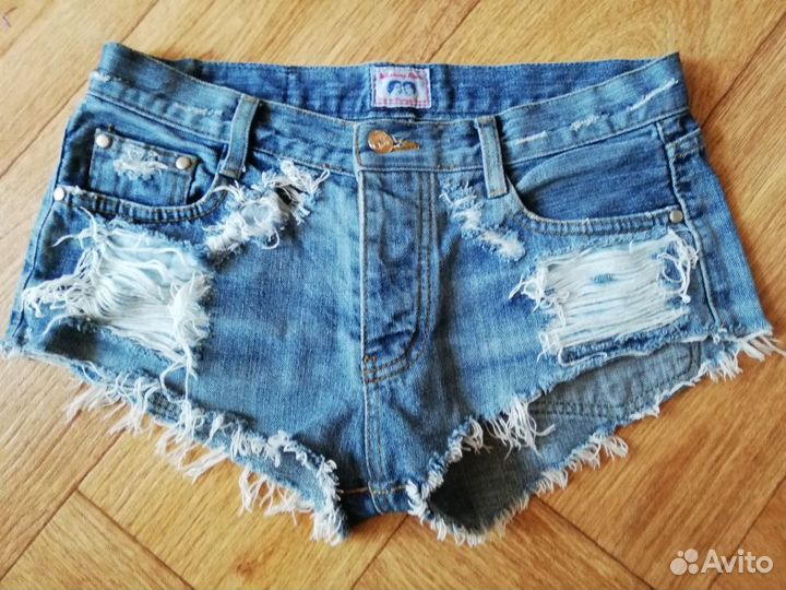 Стильные шорты