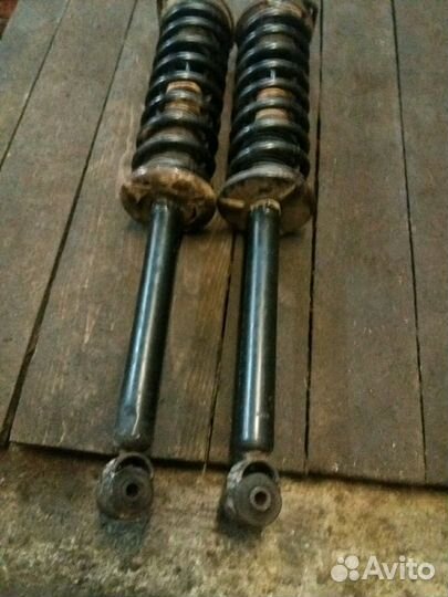 Пассат б.3 б.4 задние стойки