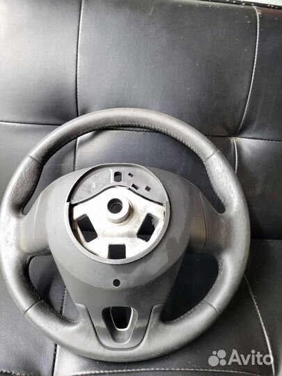 Рулевое колесо под перетяжку Renault Fluence 2010