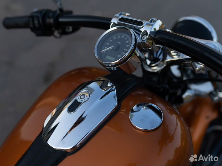 Harley-Davidson fxsb breakout