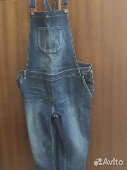 Джинсовый комбинезон