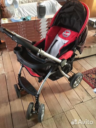 Коляска прогулочная