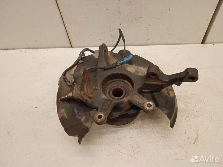 Кулак поворотный передний правый Land Rover Range