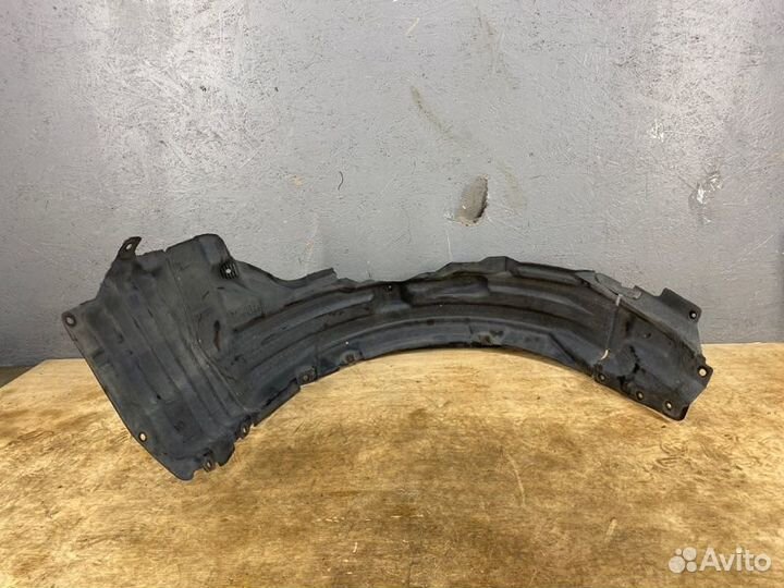 Подкрылок передний правый Mitsubishi Lancer X CY