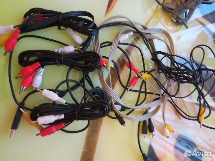 Зарядники и шнуры