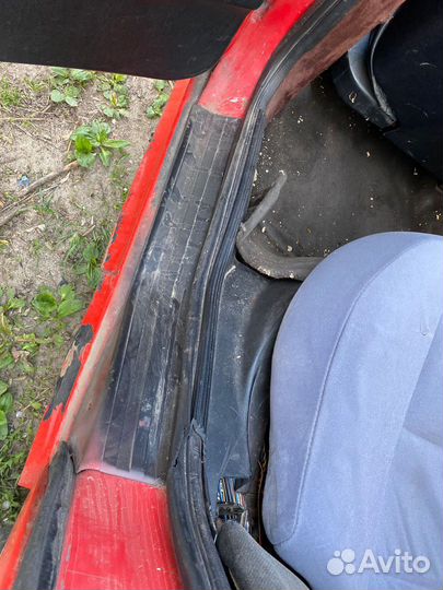 Накладки порогов BMW E36