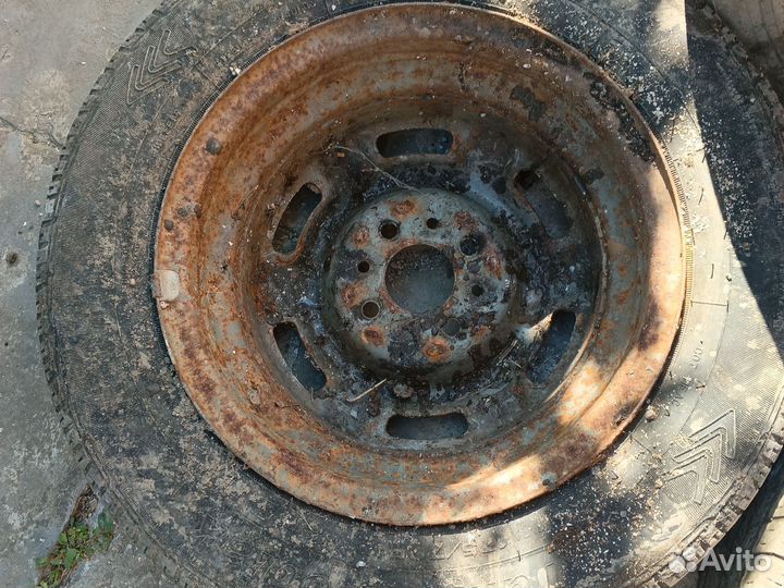 Accelera 651 4/5 R4 и 4.00/8 R6.7 22E